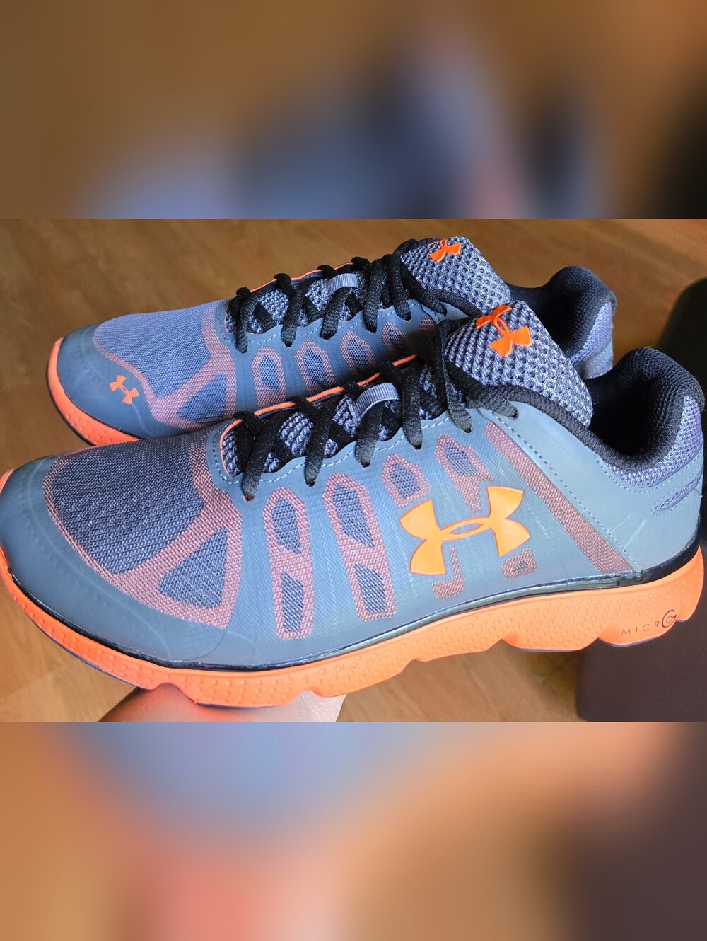Sz 9.5 Men’s UNDER ARMOUR MICRO G PULSE II Running Shoes